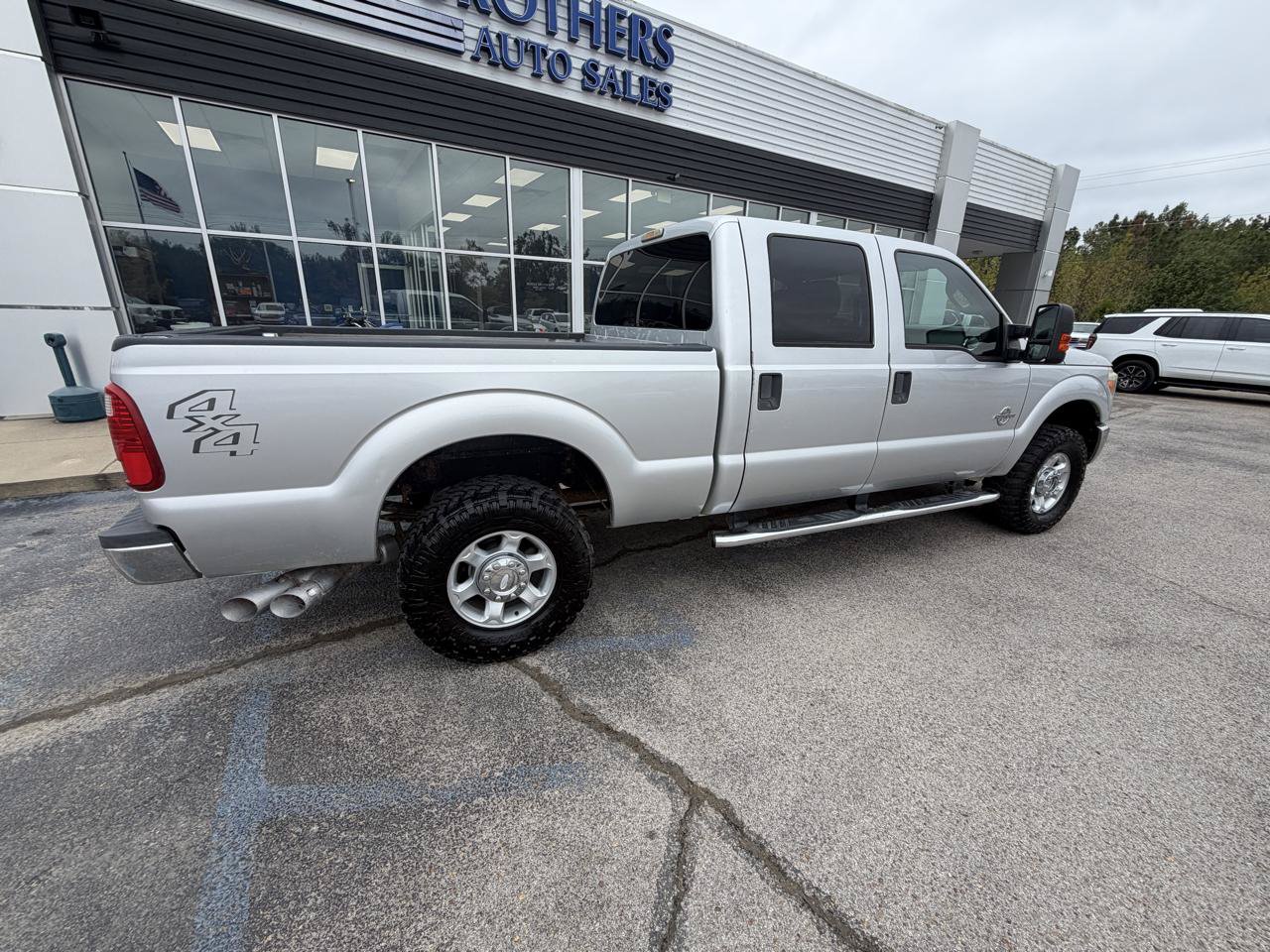Used 2013 Ford F250 XLT w/ XLT Value Pkg AWD/4WD image 3