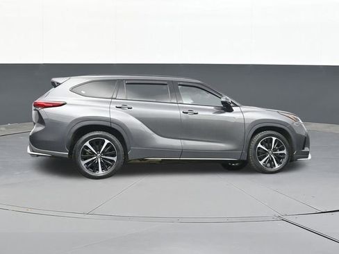 Used 2022 Toyota Highlander XSE image 48