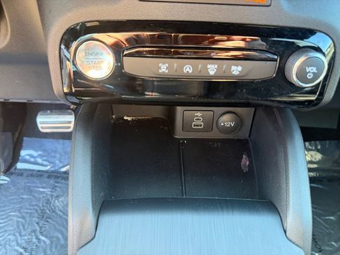 Used 2024 Ford Escape ST-Line w/ Tech Pack #1 AWD/4WD image 33