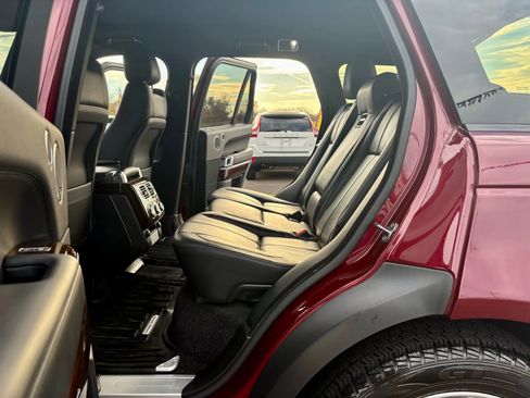 Used 2017 Land Rover Range Rover image 18