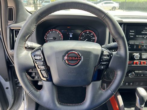 Used 2025 Nissan Frontier Pro-X w/ Pro Convenience Package RWD image 6