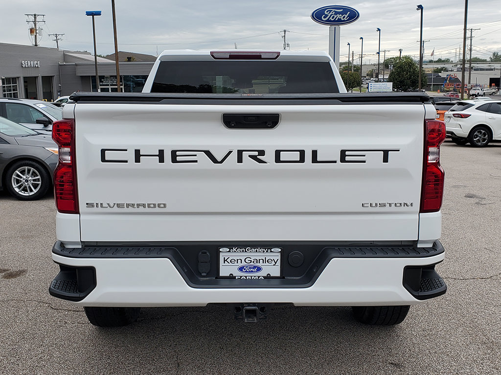 Used 2023 Chevrolet Silverado 1500 Custom AWD/4WD image 6