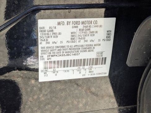 Used 2018 Ford Edge Titanium FWD image 25