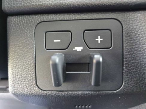 Used 2024 Toyota Tundra SR5 image 31