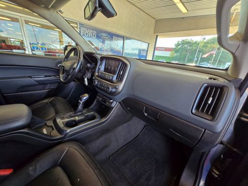 Used 2022 Chevrolet Colorado Z71 image 27