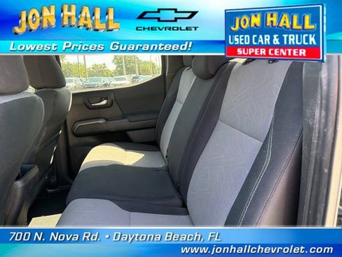 Used 2022 Toyota Tacoma TRD Sport w/ Technology Package RWD image 18