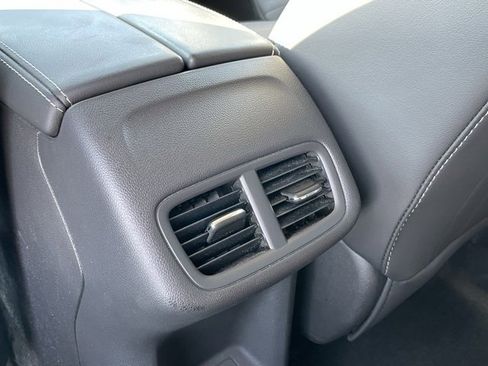 Used 2023 Buick Envision Preferred image 21