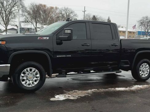 Used 2024 Chevrolet Silverado 2500 LT w/ All Star Edition image 6