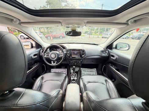 Used 2018 Jeep Compass Limited AWD/4WD image 25