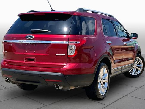 Used 2014 Ford Explorer XLT w/ Equipment Group 202A FWD image 12