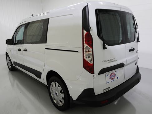 Used 2021 Ford Transit Connect XLT image 8