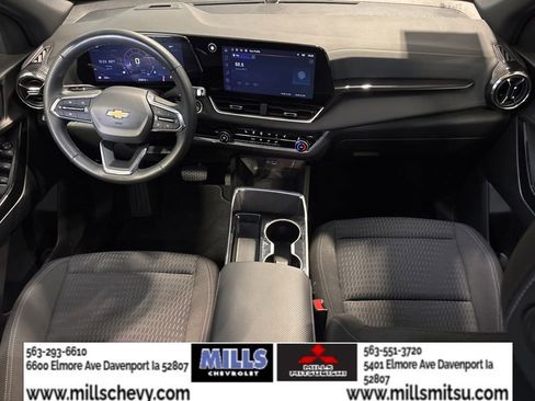 Used 2025 Chevrolet Equinox LT image 13