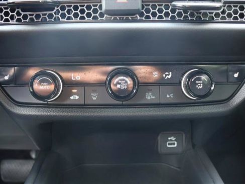 Used 2024 Honda HR-V Sport image 19