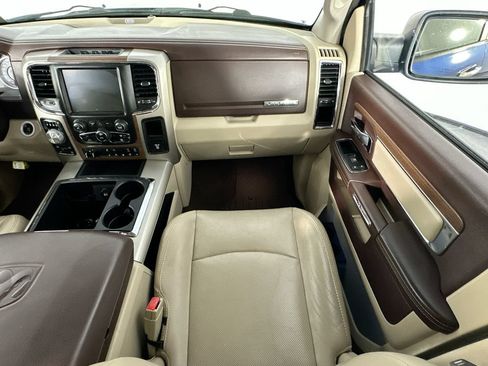 Used 2014 RAM 1500 Laramie w/ Convenience Group AWD/4WD image 11