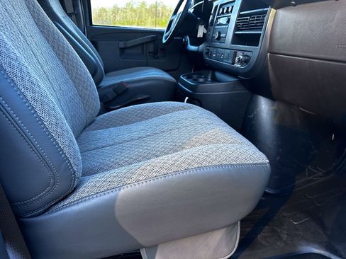 Used 2025 Chevrolet Express 2500 Extended w/ Communications Package image 24