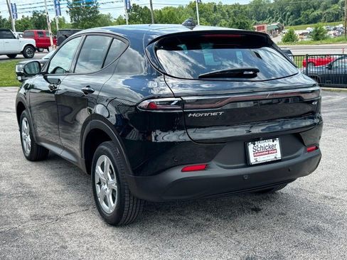 Used 2024 Dodge Hornet GT w/ Cold Weather Group AWD/4WD image 6