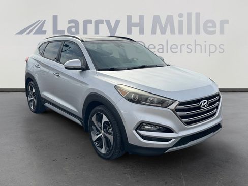 Used 2018 Hyundai Tucson Limited w/ Ultimate Package 02 image 7