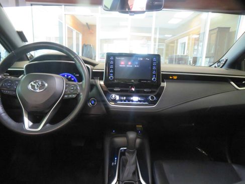 Used 2022 Toyota Corolla XSE FWD image 47