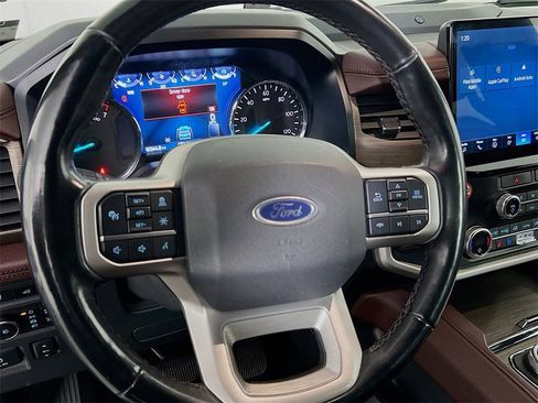 Used 2023 Ford Expedition Max Limited image 12