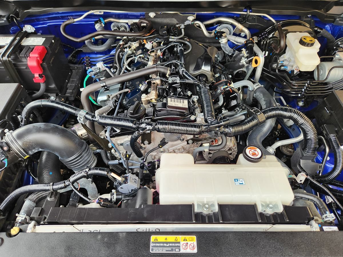 Used 2024 Toyota Tacoma TRD Sport AWD/4WD image 52