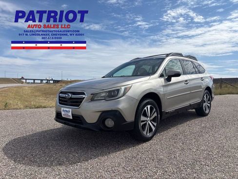 Used 2019 Subaru Outback 2.5i Limited image 1