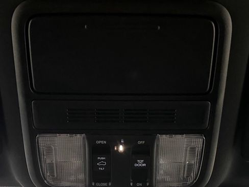 Used 2023 Honda Passport EX-L image 25