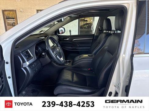 Certified 2016 Toyota Highlander Limited w/ Protection Package #3 image 17