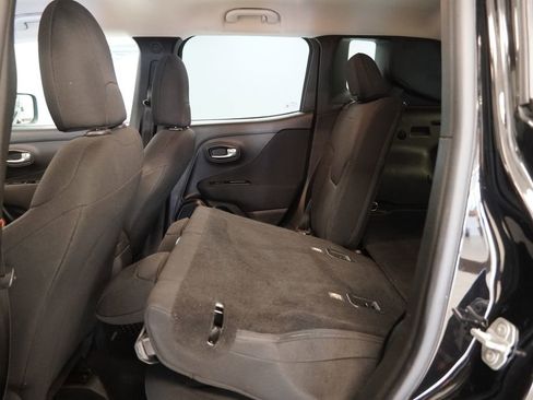 Used 2020 Jeep Renegade Sport image 27