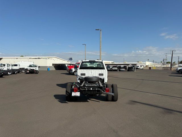 New 2026 Ford F550 4x4 Regular Cab Super Duty image 3