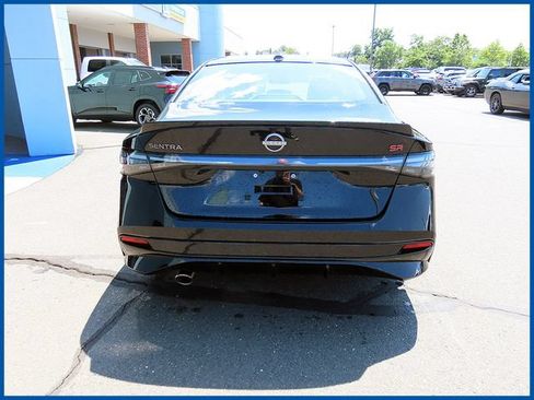 Used 2026 Nissan Sentra SR w/ SR Premium Package FWD image 6