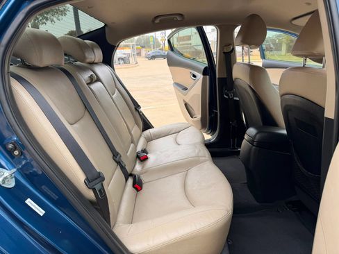 Used 2014 Hyundai Elantra Limited FWD image 22