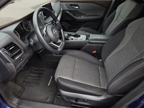 Certified 2023 Nissan Rogue SV FWD image 17