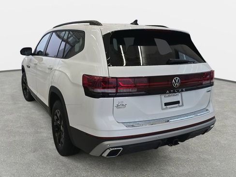 New 2026 Volkswagen Atlas Peak Edition AWD/4WD image 6