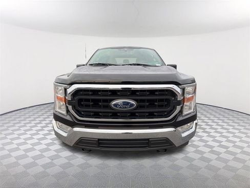 Used 2021 Ford F150 XLT image 2