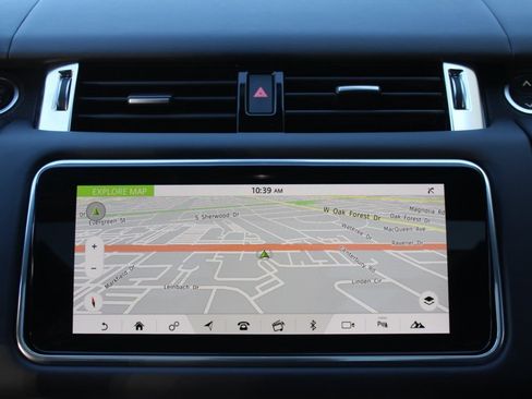 Used 2022 Land Rover Range Rover Sport SVR image 31