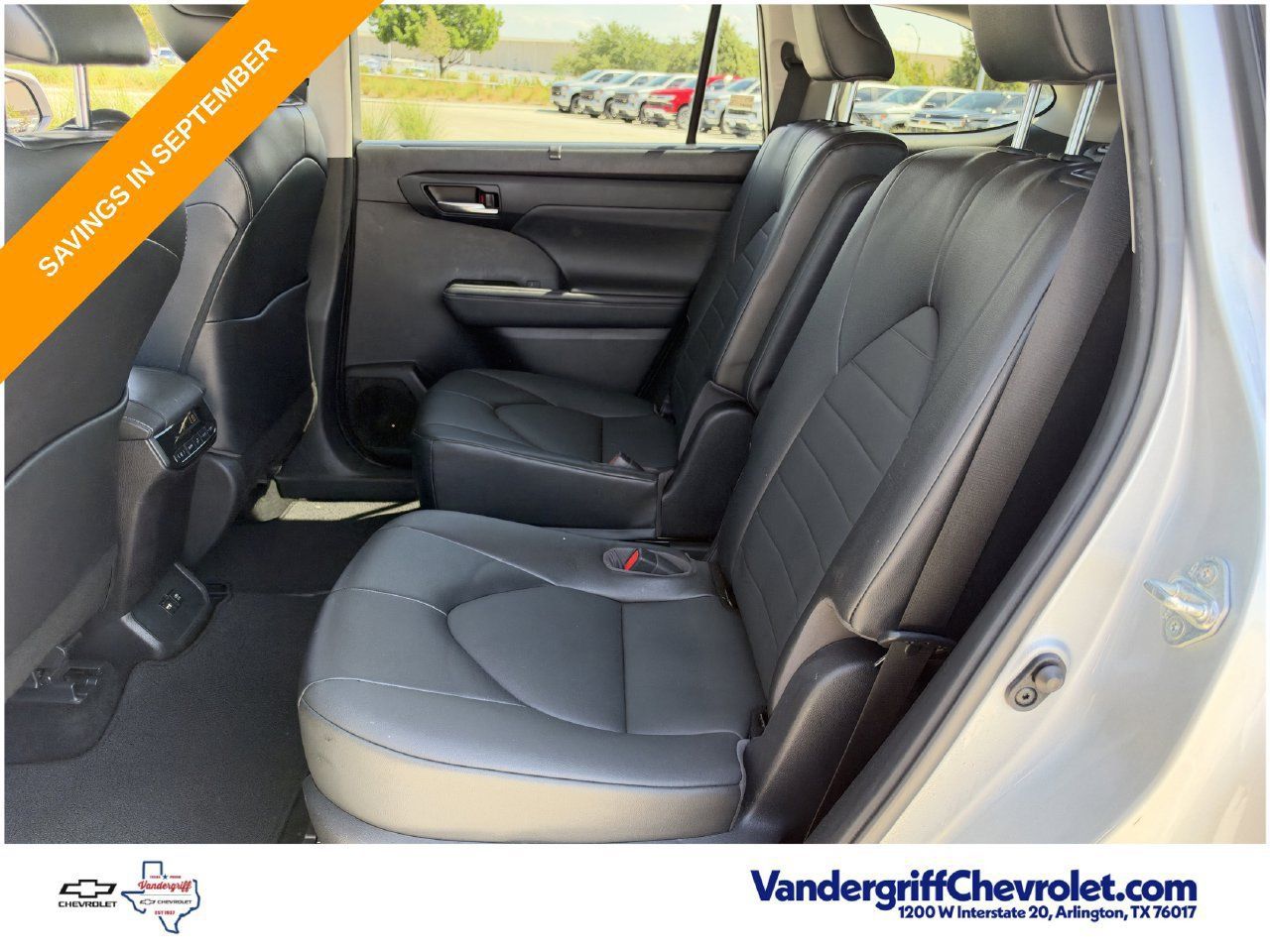 Used 2021 Toyota Highlander XLE FWD image 25