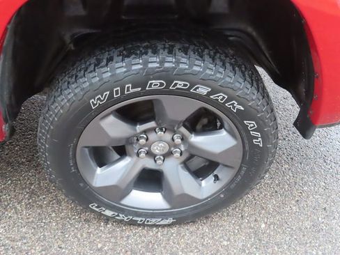Used 2022 RAM 1500 Big Horn w/ Built-to-serve Edition AWD/4WD image 16