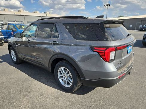 New 2026 Ford Explorer Active w/ Active Comfort Package RWD image 8