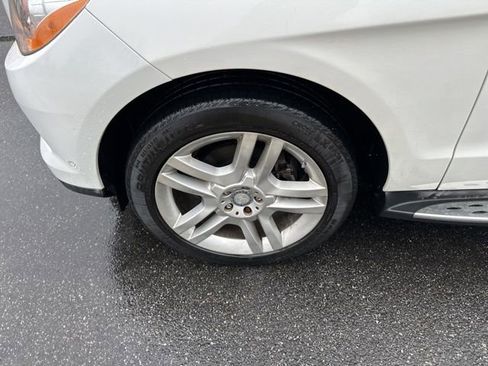 Used 2015 Mercedes-Benz ML 350 2WD image 29