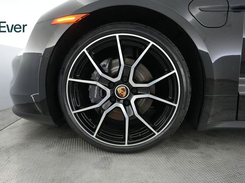 Used 2023 Porsche Taycan RWD image 19