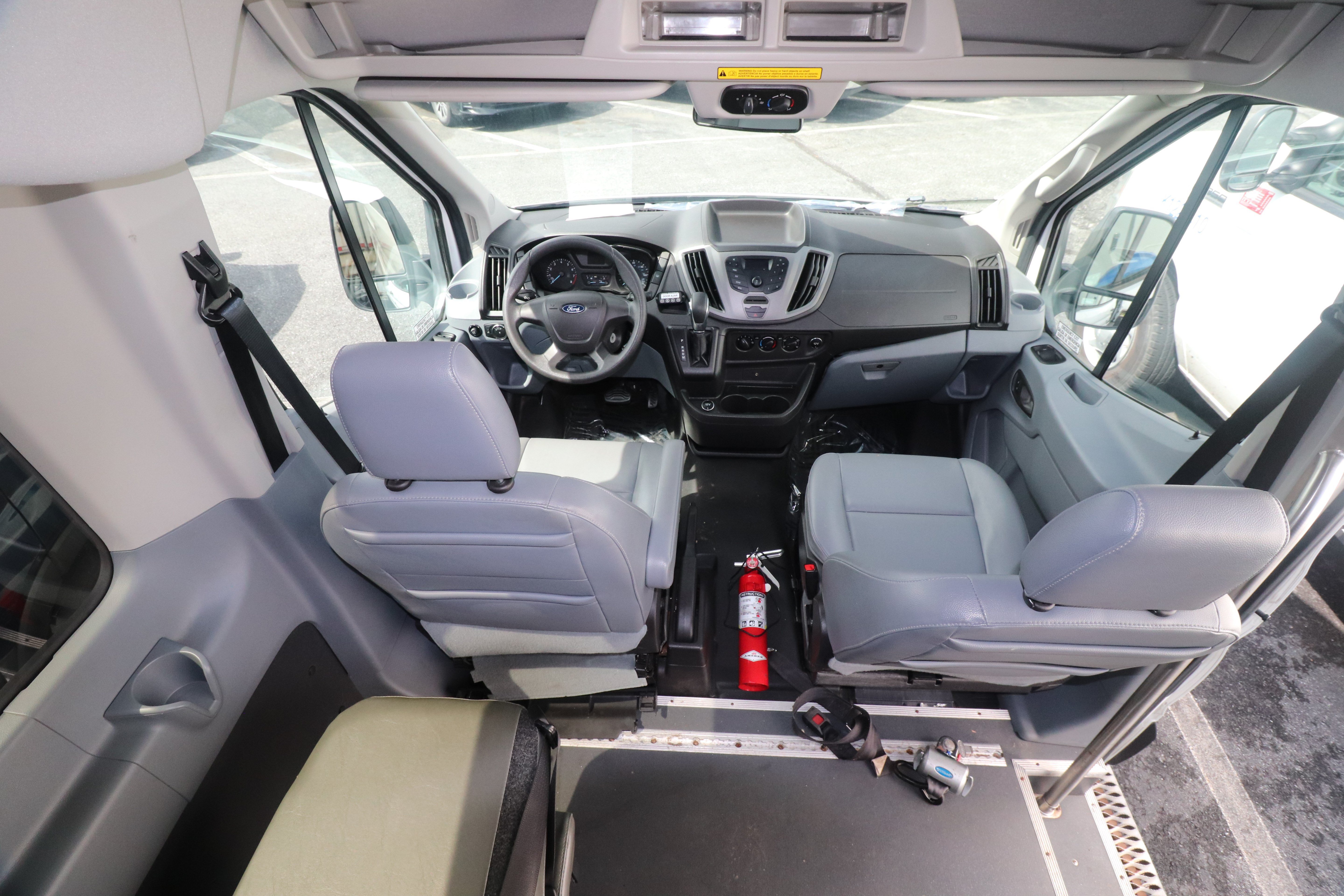 Used 2019 Ford Transit 350 XL RWD image 13