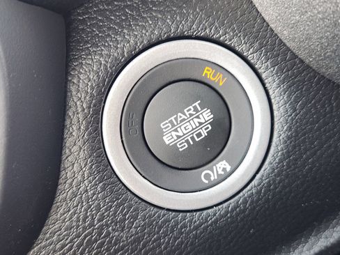 New 2026 RAM 1500 Express AWD/4WD image 18