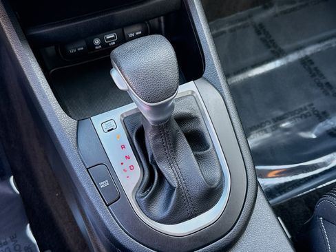 Used 2021 Kia Forte LXS image 13