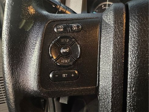 Used 2016 Ford F550 XL image 12