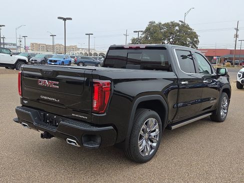 New 2026 GMC Sierra 1500 Denali image 4