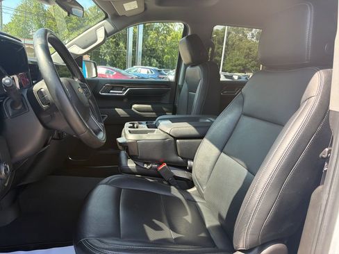 Certified 2024 Chevrolet Silverado 1500 LT AWD/4WD image 9