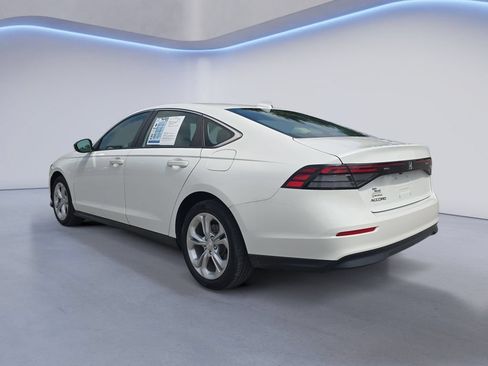 Used 2023 Honda Accord LX image 3