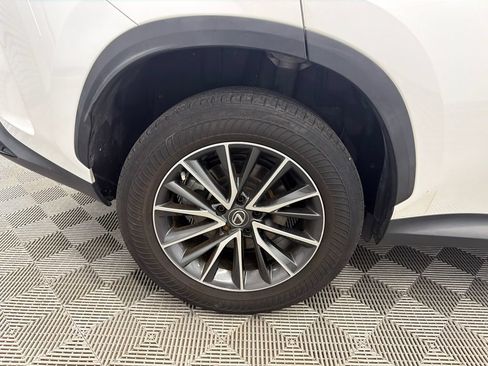 Used 2023 Lexus NX 250 FWD w/ Towing Package (2000 Lbs) image 18