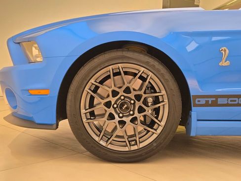 Used 2013 Ford Mustang Shelby GT500 RWD image 13