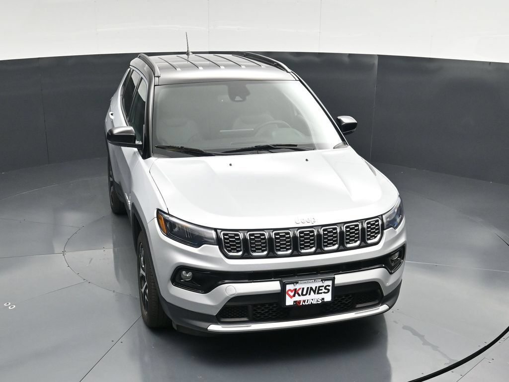 Used 2025 Jeep Compass Limited AWD/4WD image 47